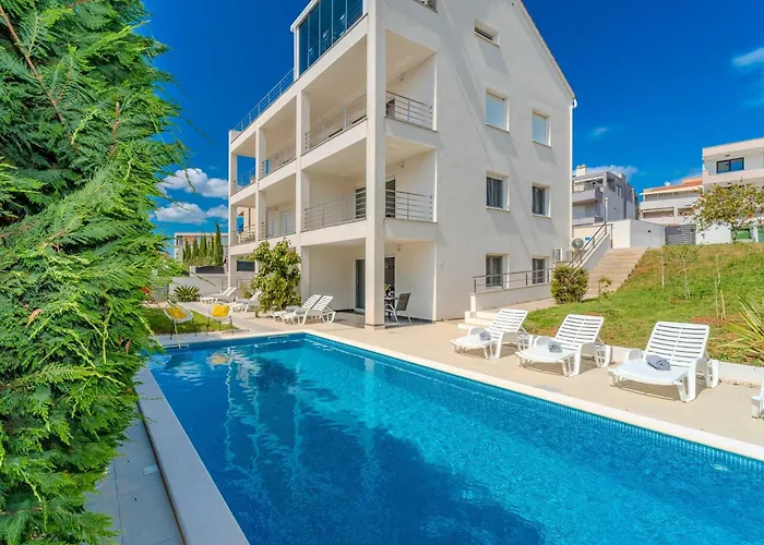 Deluxe Carlotta Apartment Zadar