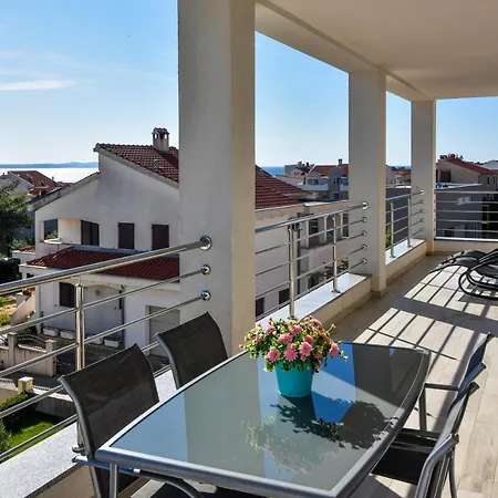 Apartament Deluxe Carlotta