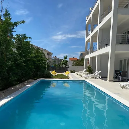 Apartament Deluxe Carlotta *