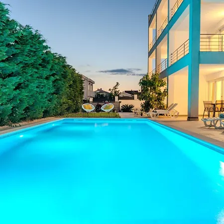 Apartament Deluxe Carlotta *